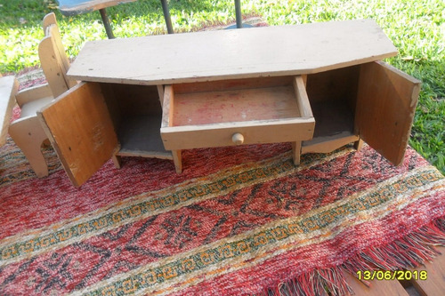 Imagen 5 de 10 de Lote Antiguo Juego Muebles Cama Mesa Sillas Aparador Muñecas
