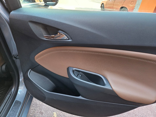 Chevrolet Cruze 1.4 Premier At Sedan