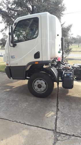 Imagen 2 de 11 de Mercedes Benz Accelo 1016/39 Caja Automatizada