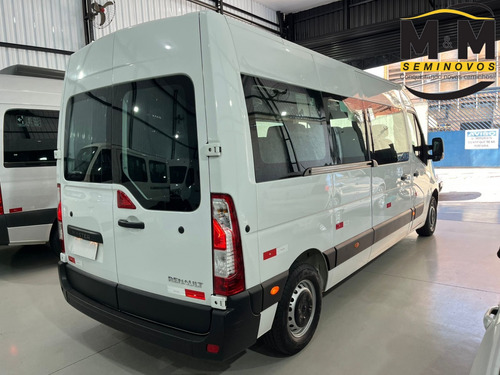 Renault Master 2.3 DCI DIESEL MINIBUS EXECUTIVE 16L L3H2 3P MANUAL