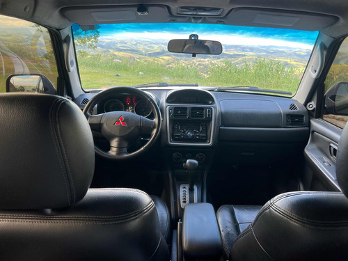 Mitsubishi Pajero TR4 2.0 Flex Aut. 5p