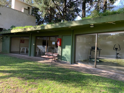 Imagen 16 de 19 de Hermoso Dúplex En Venta De 3 Ambientes Con Piscina, Quincho Y Cochera - Canning