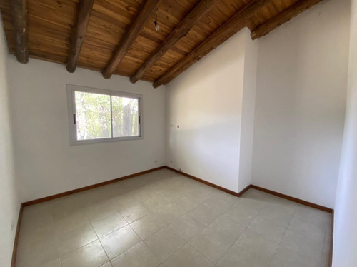 Imagen 11 de 14 de Venta De Vivienda En Barrio Cuatro Horizontes Viv0201