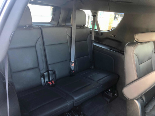 Imagen 13 de 14 de Chevrolet Suburban High Country