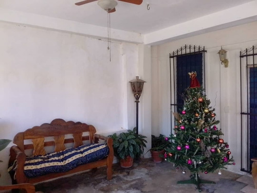 Imagen 4 de 30 de Casa En Venta Espectacular Tres Plantas En Conj Residencial Pozo Y Planta Peq. Inf: 0424-4040417