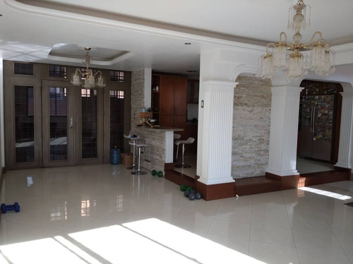Imagen 5 de 15 de Linda Santos Alquila Townhouse En El Parral, Al Final 4 Avenidas, 212m2. 0414 4150107