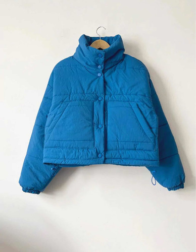 Campera Puffer Corta Matelasse Azul Eléctrico