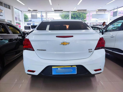 Imagem 8 de 8 de Prisma 1.4 Mpfi Ltz 8v Flex 4p Automático