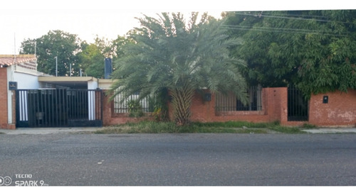Casa En Venta En Urb.maracaibo,se Vende 2 Casas(je)