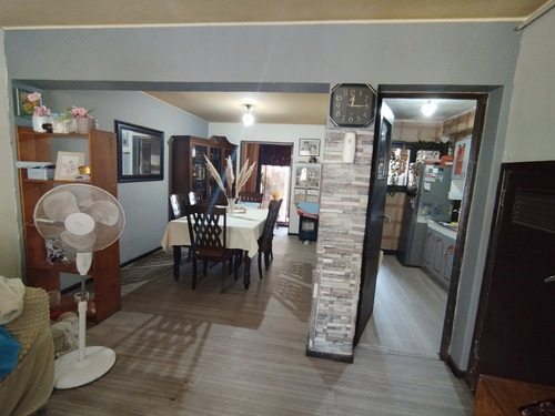 Casa 2d Y1b En Pasaje Privado, Patio Trasero Y Con Gran Cone
