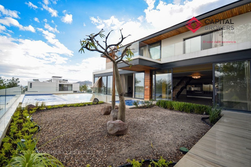 Imagen 3 de 30 de Casa De Lujo En Venta - Renta Con Alberca Fracc Gran Jardín