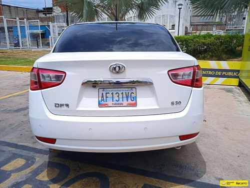 Dong Feng S30 .