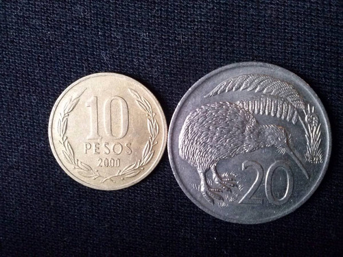 Moneda Nueva Zelanda 20 Centavos Níquel 1975 (c46)