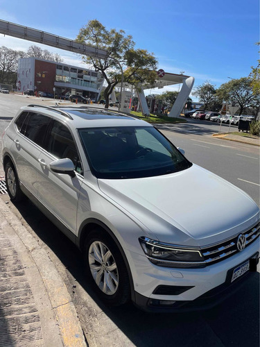 Imagen 3 de 8 de Volkswagen Tiguan Allspace 2018 2.0 Tsi Comfortline Dsg