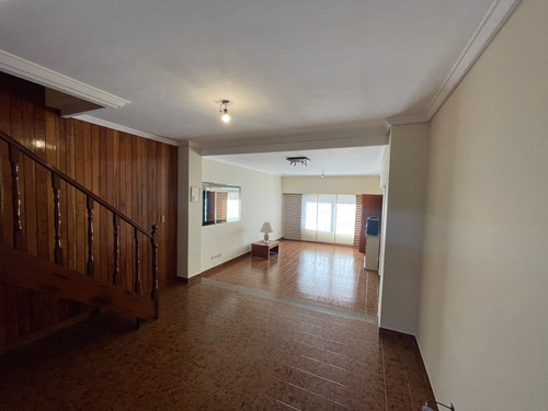 Venta. Casa. 4 Amb. Villa Santa Rita. Caba