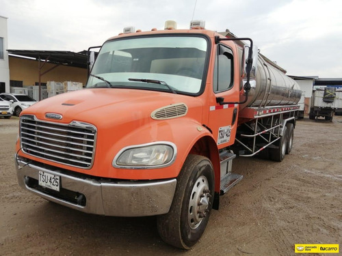 Freigthliner Freighliner M2 106 2013