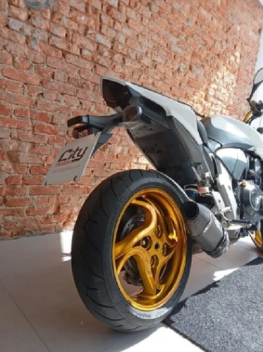 Imagem 8 de 15 de Honda Cb 1000r 2011 / 2012 ** Conservada **