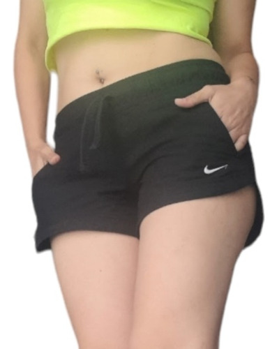 Short Nike T P