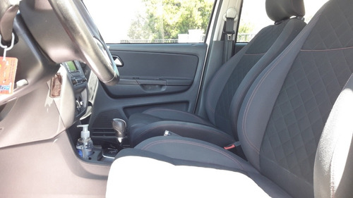 Volkswagen Suran 1.6 Imotion Highline 110cv 2014