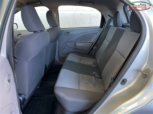 Imagem 13 de 15 de Etios X 1.3 Flex, Completo, Lindo Carro!