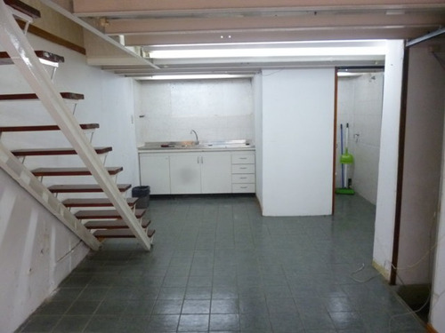 Imagen 2 de 10 de Local En Venta En Balvanera