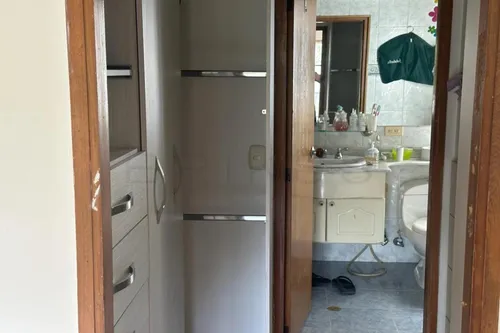 Casa En Arriendo/venta En Envigado. Cod A501213