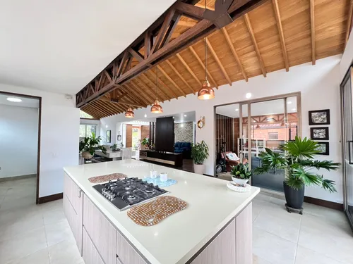 Vendo Casa Campstre En El Retiro Con Excelente Ubicación