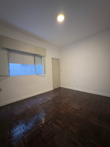 Alquiler Apartamento Dos Dormitorios En Barrio De Los Judios