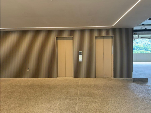 En Venta Apartamento De 113 Mts2 + 27.5 Mts2 De Terraza