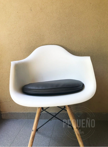 Imagen 8 de 10 de Almohadones Para Sillas O Sillón Eames Cuerina Eco Cuero