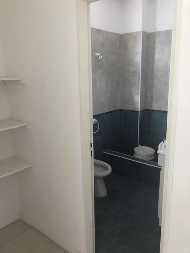Imagen 9 de 15 de Depto 3 Ambientes, 2 Hab, Baño, Liv/com,lav, Terr S/expensa