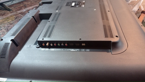 Imagen 8 de 10 de Televisor Rca 42 Led42c45rq Nuevo Pantalla Partida
