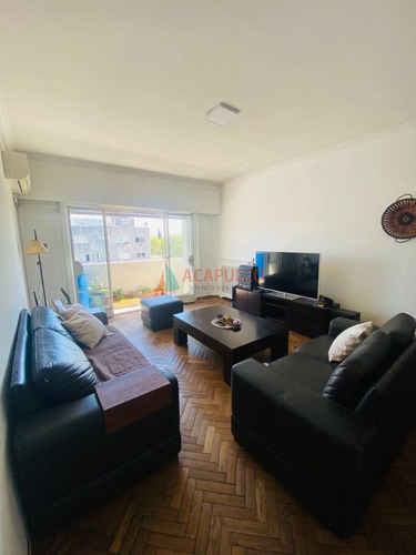 Imagen 7 de 14 de Venta Apartamento 3 Dormitorios Y 3 Baños Con Garage En El Centro De Montevideo 123 Metros!