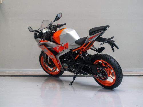 Imagen 2 de 15 de Ktm Rc 200- Anticipo + 18 Cts Fijas Y Sin Interes