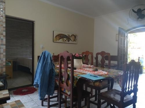 Imagem 8 de 14 de Ótima Casa Com 2 Quartos, Perto Da Praia E Comércios!