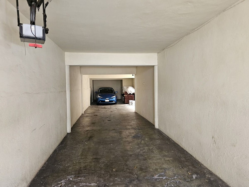 Edificio Para Remodelar Con Local Comercial