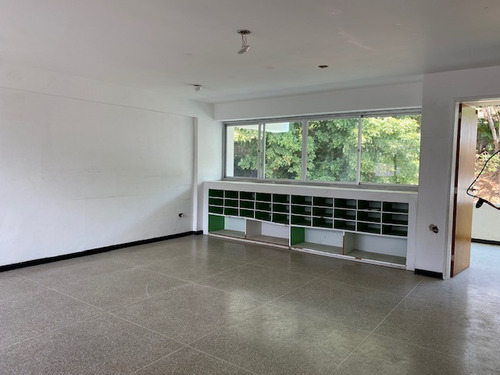 Imagen 25 de 30 de Venta De Edificio Educacional En Prados Del Este, Para Colegio O Preescolar Con 12 Salones Mas Patio Amplio Al Aire Libre, Mas Casa Anexa