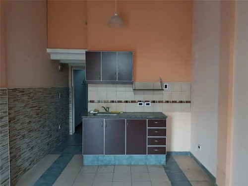 Imagen 2 de 9 de Venta Departamento Hurlingham - Santa Clara -