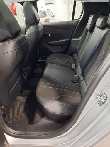 Peugeot 208 1.6l Feline Tiptronic E