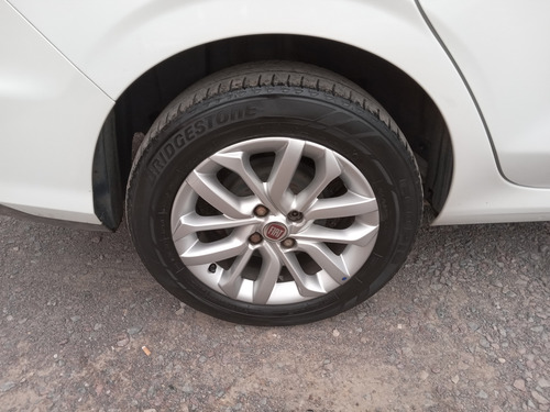 Fiat Cronos 1.3 Drive Mt