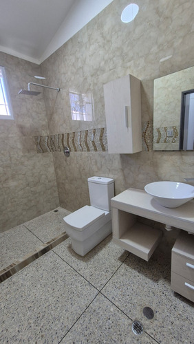 Estela Montilla Vende Casa Trigal Norte Calle Privada