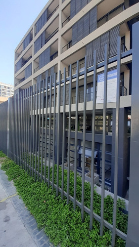 Imagen 1 de 3 de Oficina Para Uso No Comercial
