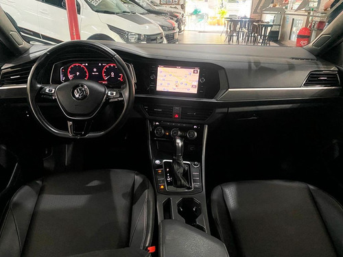 Volkswagen Jetta 1.4 250 TSI TOTAL R-LINE