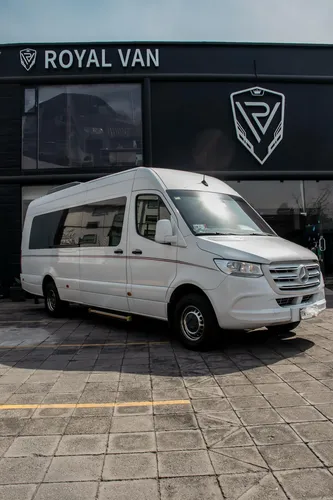 Mercedes-Benz Sprinter 20 Pasajeros