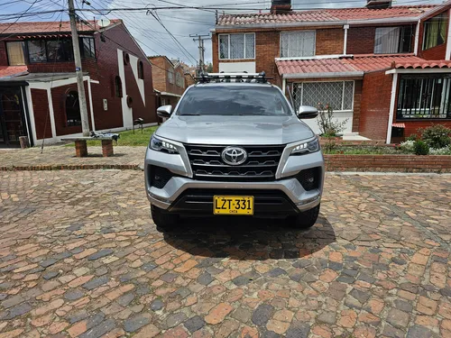 Diesel, Automática, 4x2, Full Equipo