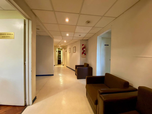Imagen 8 de 30 de Oficina En Venta En El Centro De San Isidro - S.isi.-vias/libert.