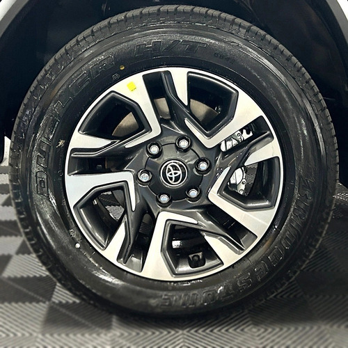 Toyota Hilux SW4 2.8 D-4D TURBO DIESEL DIAMOND 7L 4X4 AUTOMÁTICO