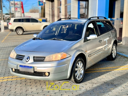 Renault Megane 1.6 DYNAMIQUE GRAND TOUR 16V FLEX 4P MANUAL
