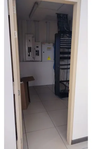 Oficina Amoblada En Arriendo, Sector Los Monjes, Excelente Ubicacion
