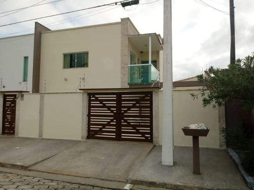Não Perca!!! Aqui Você Pode Morar Ou Passar Suas Férias - Sobrado Com 2 Suítes Lindoooo A Menos De 400m Da Praia Em Itanhaém - Ca00008 - 34050010